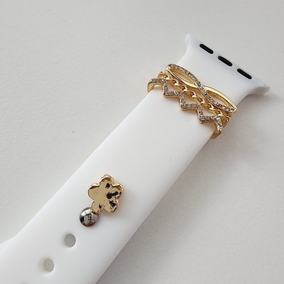 NWT White Golden Stone Heart Apple Watch Silicone Band - Picture 4 of 10